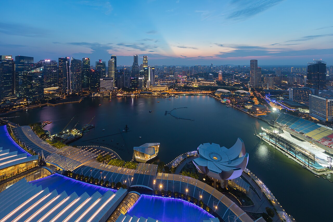 Singapore: Skylines of the Central Business District, Singapore at dusk